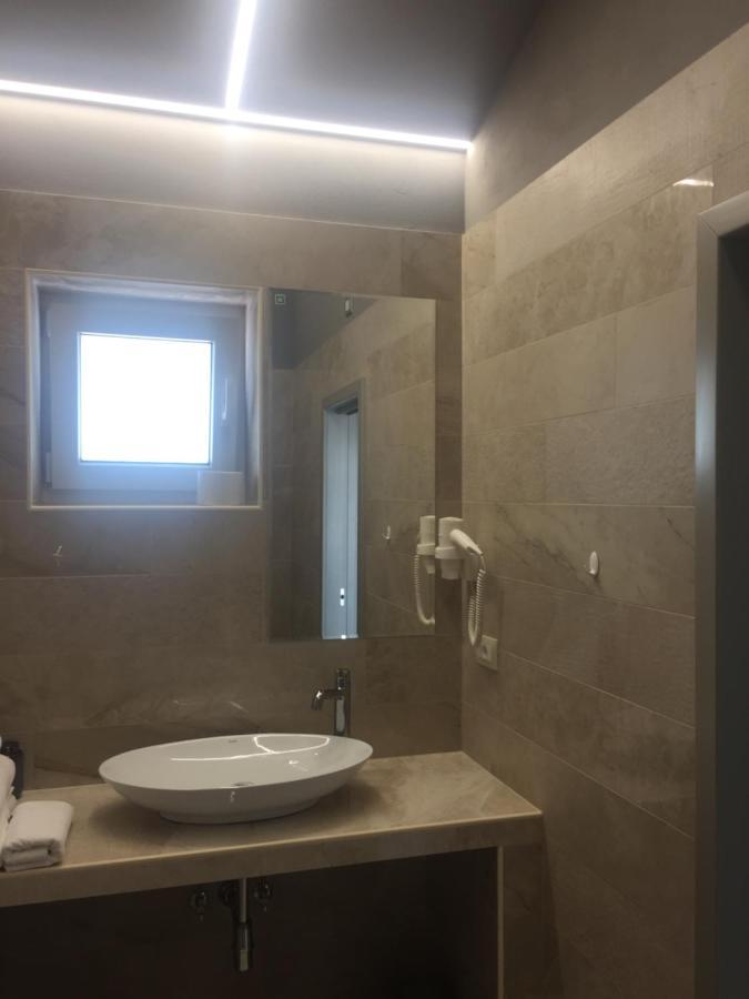Rooms&Apartments Lisjak Koper Eksteriør bilde